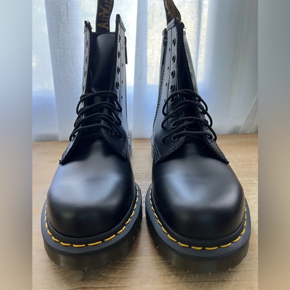 New 1460 EXTREME LACE LEATHER BOOTS SMOOTH LEATHER SIZE 9 - Picture 4 of 12